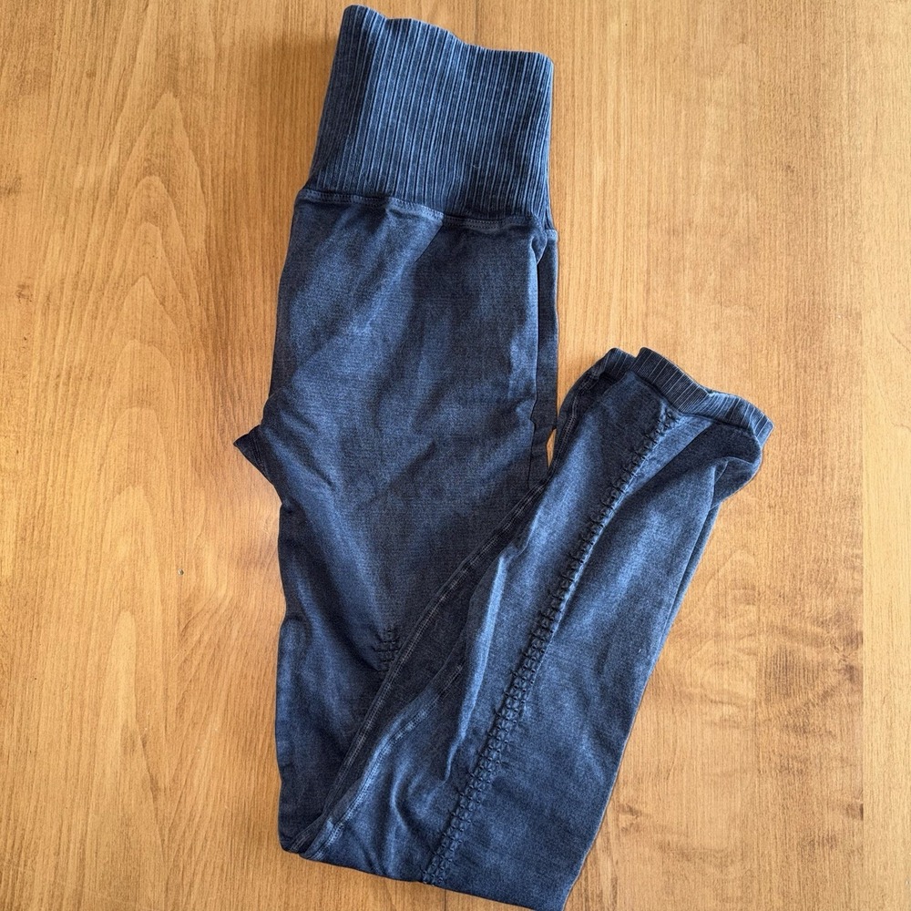 NWOT Free People Movement Good Karma Leggings Washed Navy Women's M/L